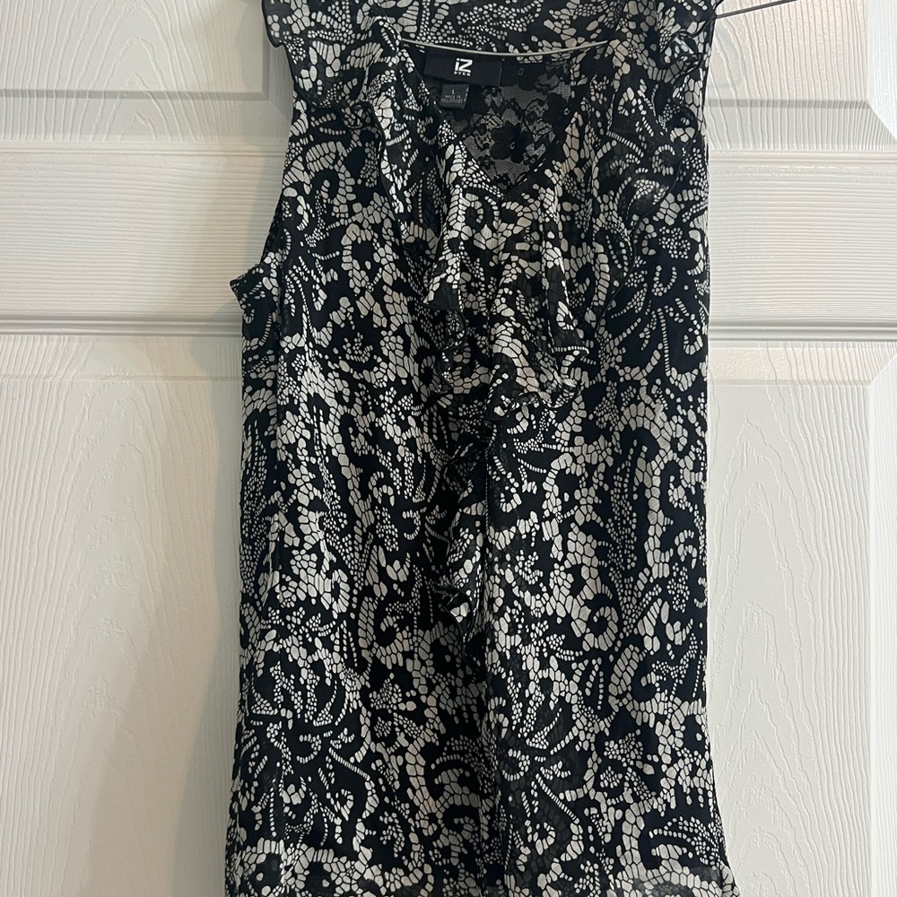 Black and White Floral Top by R